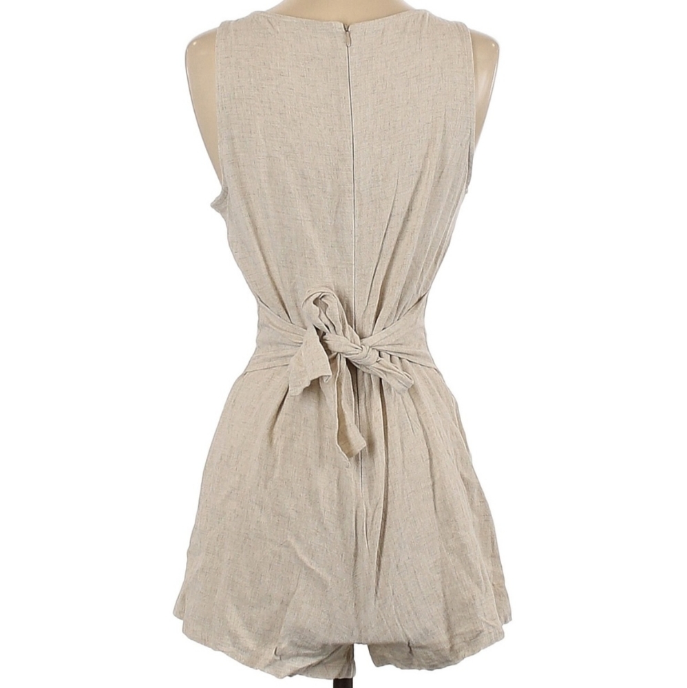Romper - Picture 2 of 3